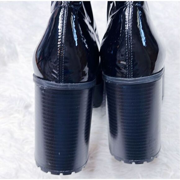 Forever 21 Faux Patent Leather Lug-Sole Booties Black Size 10 - Picture 6 of 12